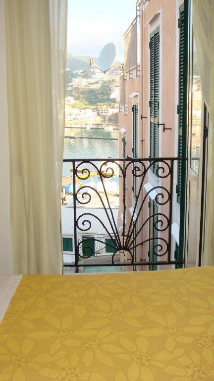 Hotel Del Capitano Ponza Room photo